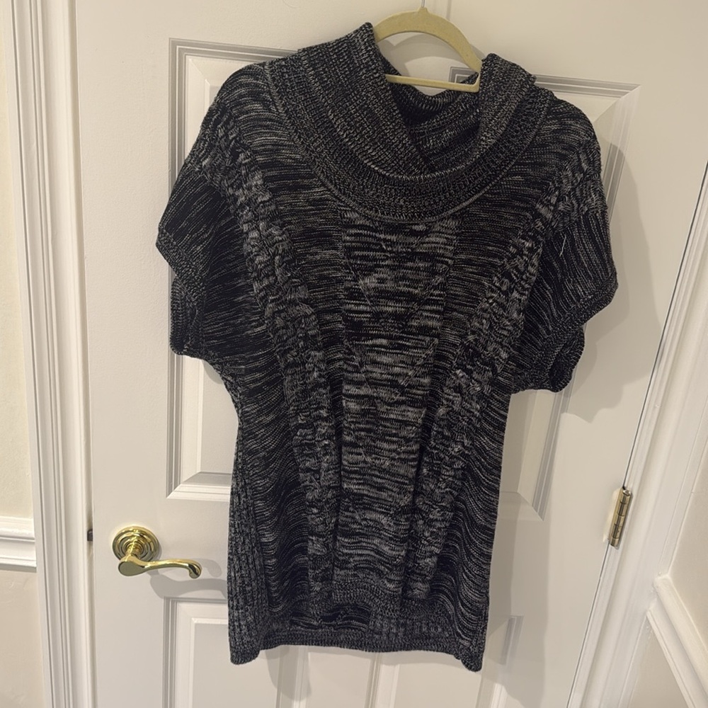 Calvin Klein XL NWOT Gray Cowlneck Sweater Women’s Size XL